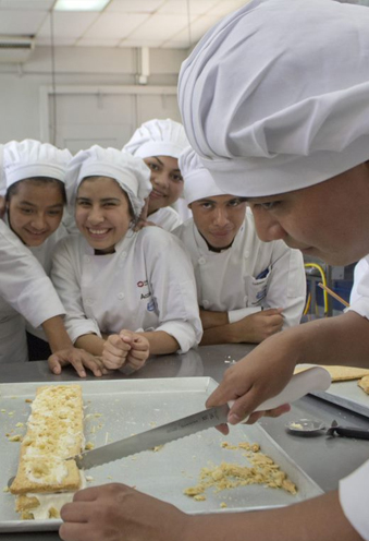 04FPAIZnosotros_acerca_hito2014b